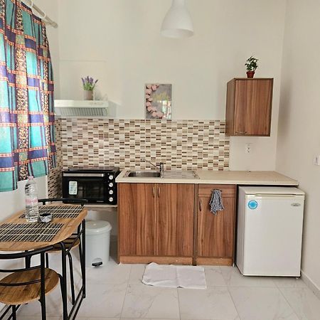 Lora Studios Іпсос Екстер'єр фото
