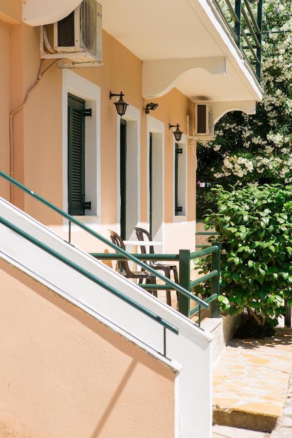 Lora Studios Іпсос Екстер'єр фото